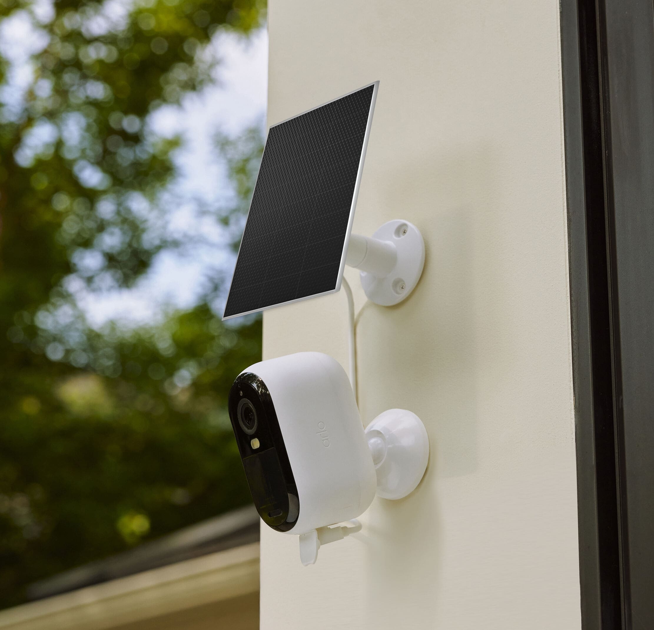 <b>Arlo (VMA7600) 通用太陽能充電板</b> <br>(適合 Ultra/Ultra 2/Pro 5/Pro 4/Pro 3/Essential/Essential 2/Go 2 使用)